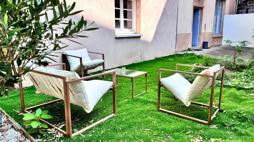 Suite Aurore Lyon Apartment