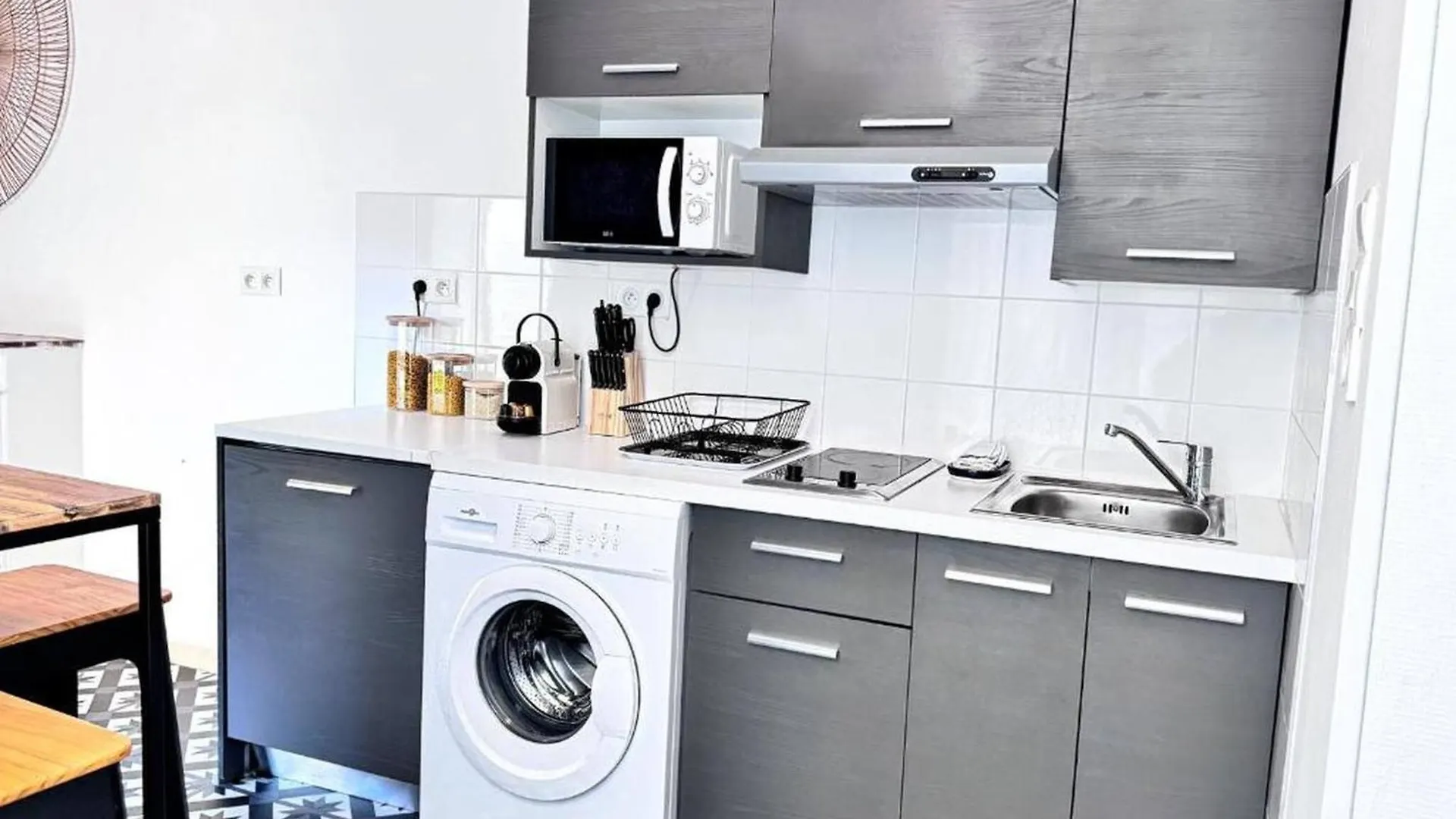 Apartment Suite Aurore - Check In H24 - Wifi Lyon